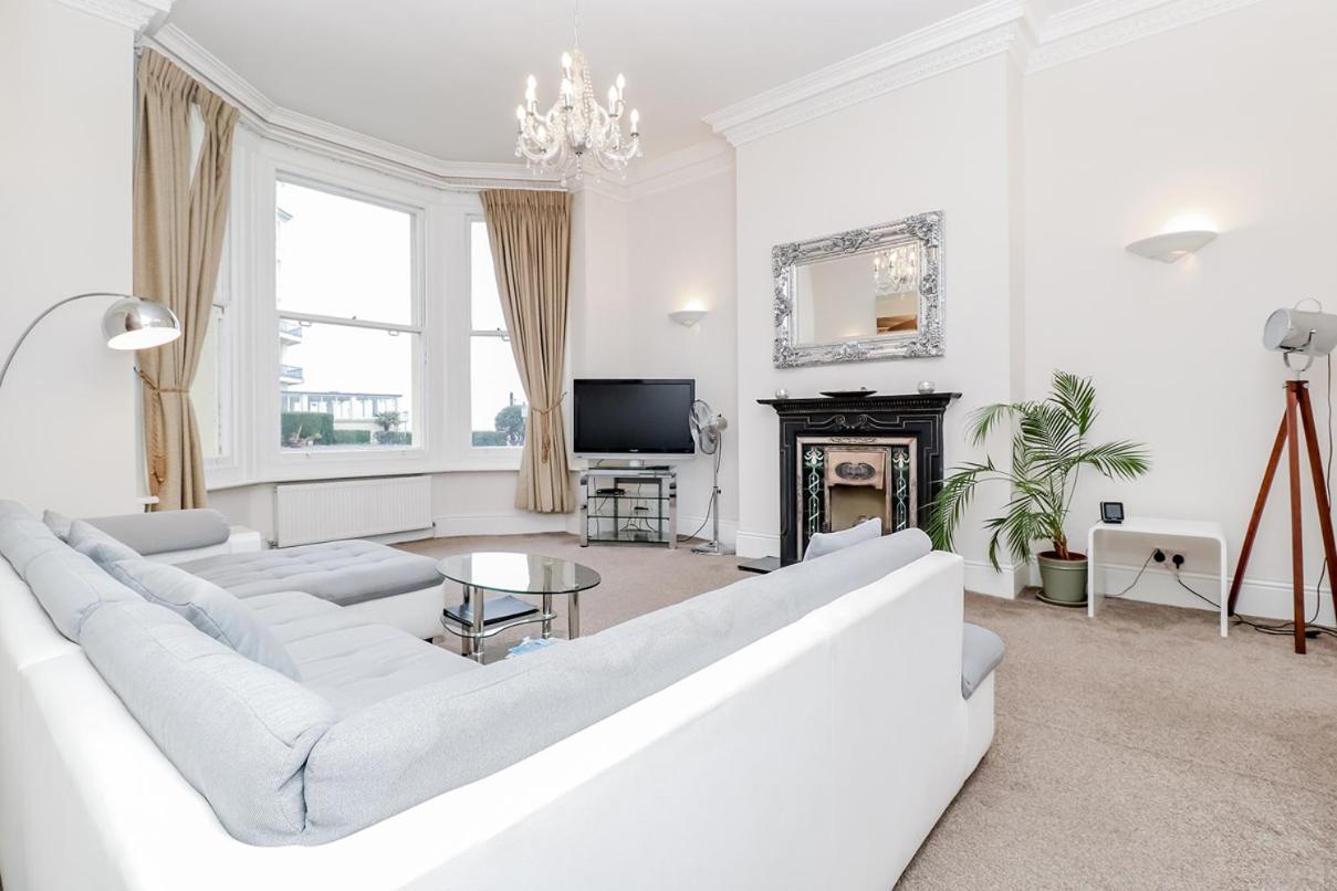 3 Queens Gardens Sea View Apartment Eastbourne Zewnętrze zdjęcie
